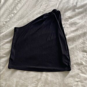 Abercrombie & Fitch Asymmetrical Black Top
